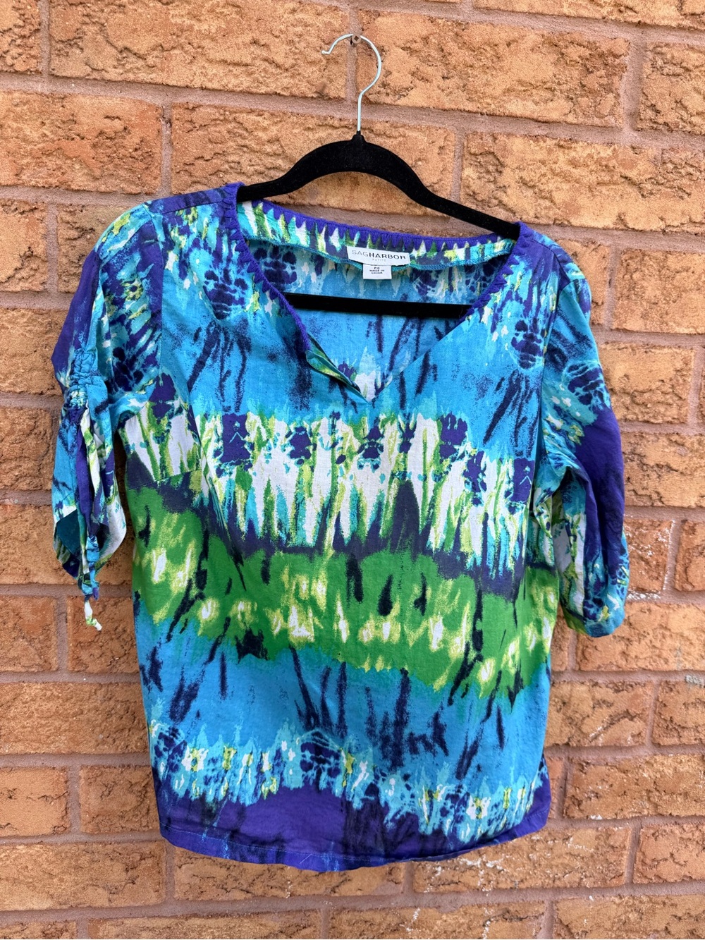 4/$25 • Sag Harbor Blue and Green Tie-Dye Scoop Neck Blouse